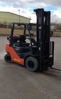 Toyota 6000mm Forklift hire Hampshire